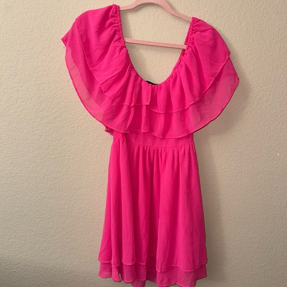 CBR Vibrant Pink Ruffled Top - Picture 2 of 3